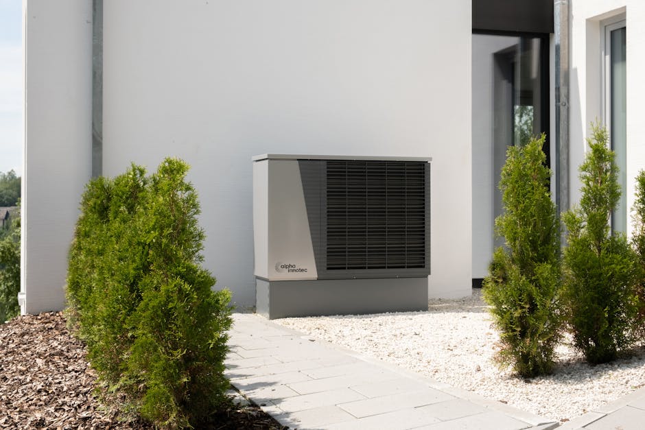 The Smart Shopper's Guide: Best Heat Pump Deals in Dublin, OH 7 modern heat pump outside a Dublin Ohio home - best heat pumps in dublin, oh
